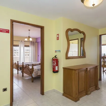 Appartamento T2 Vista Mar/piscina 600m Praia *